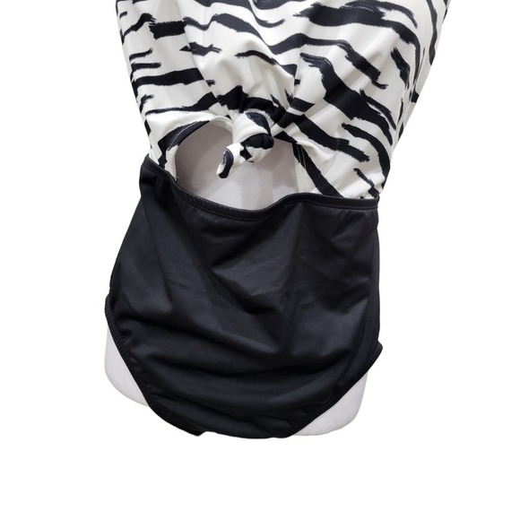 NEW Beach Betty Women's One Piece Swimsuit Black White Size Large - Picture 3 of 12